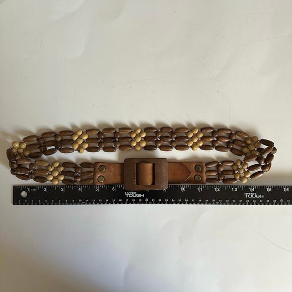 💥Wood Beaded Belt Leather Women’s size S/M 1970s / 1980s retro vibes - Picture 2 of 8